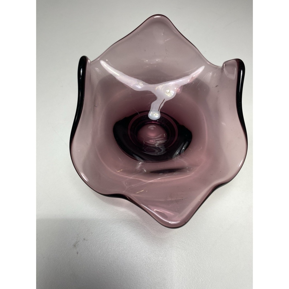 Vintage Glass Bowl Purple Amethyst Viking Style/Hankerchief Style Art Candy Dish